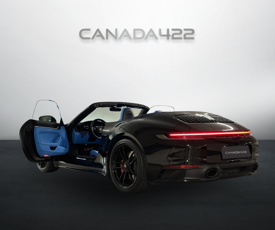 Porsche 911 Carrera 4 GTS photo 2