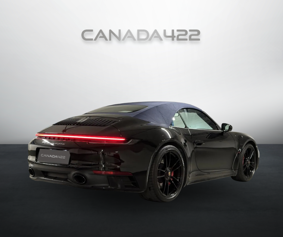 Porsche 911 Carrera 4 GTS photo 4